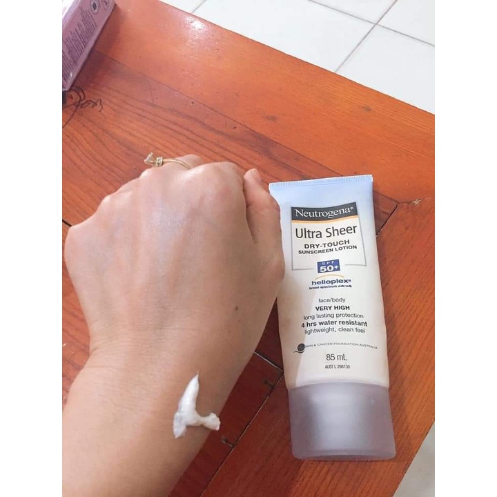 Kem chống nắng Úc( Neutrogena U.S Dry Touch SPF 50) 85ml