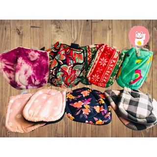 4 miếng nhắc nồi (2 cặp) cách nhiệt  hàng may thủ công , được may từ vải vụn,có móc treo ,dễ dàng vệ sinh..