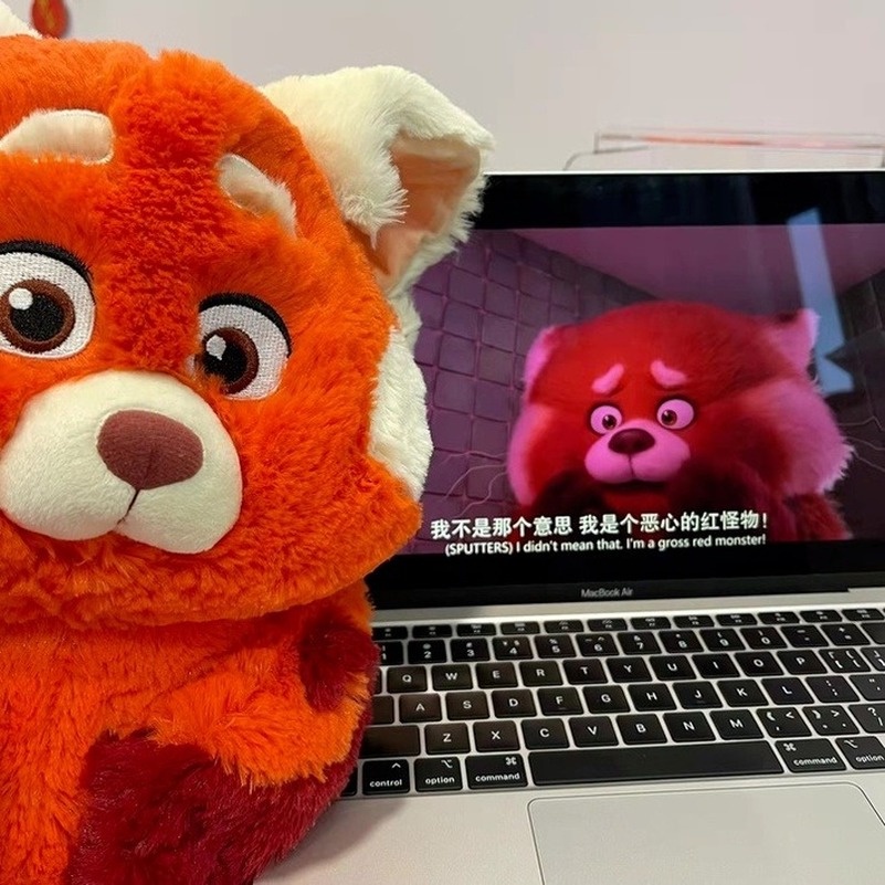 Thú nhồi bông màu đỏ bằng cotton pp/Đuôi nhồi bông làm móc khóa chủ đề hoạt hình Turning Red