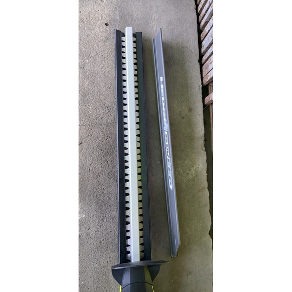 THÂN MÁY TỈA HÀNG RÀO RYOBI 36V - RHT3600G
