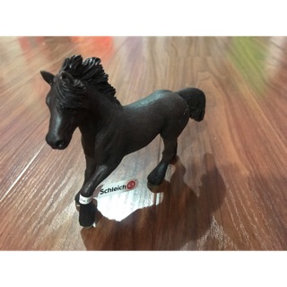 Mô hình Ngựa Rừng đen schleich D-73508