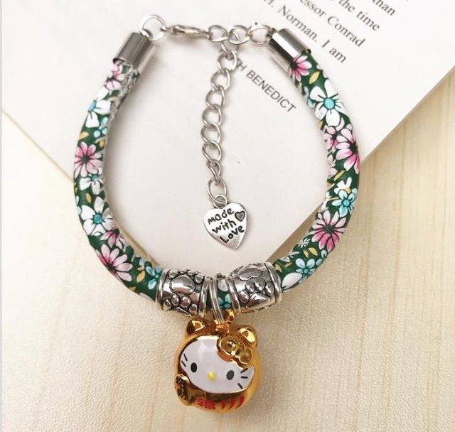 Vòng cổ mèo thần tài kèm chuông