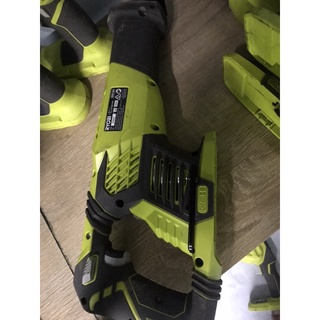 Cưa kiếm 18v ryobi rrs1810