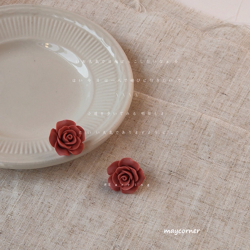 Khuyên tai hoa màu hồng đất chốt mạ bạc 925 cao cấp 1645