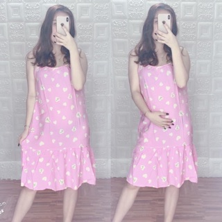 Váy hai dây bầu lanh lụa cực mát.