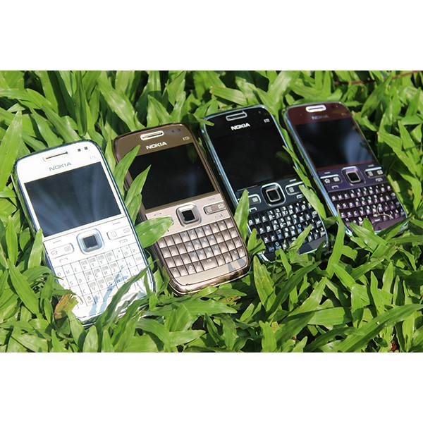 Điện Thoại Nokia E72 Bàn Phím QWERTY