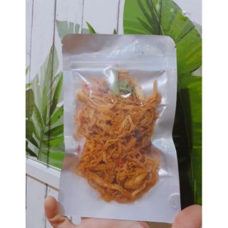 Khô gà xé cay nhà làm bao ngon gói 100g 19k
