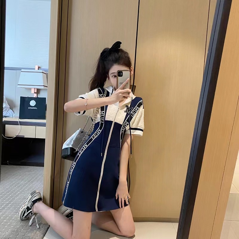 Đầm Thiết Kế Mới Thời Trang Theo Phong Cách Hồng Kông | BigBuy360 - bigbuy360.vn