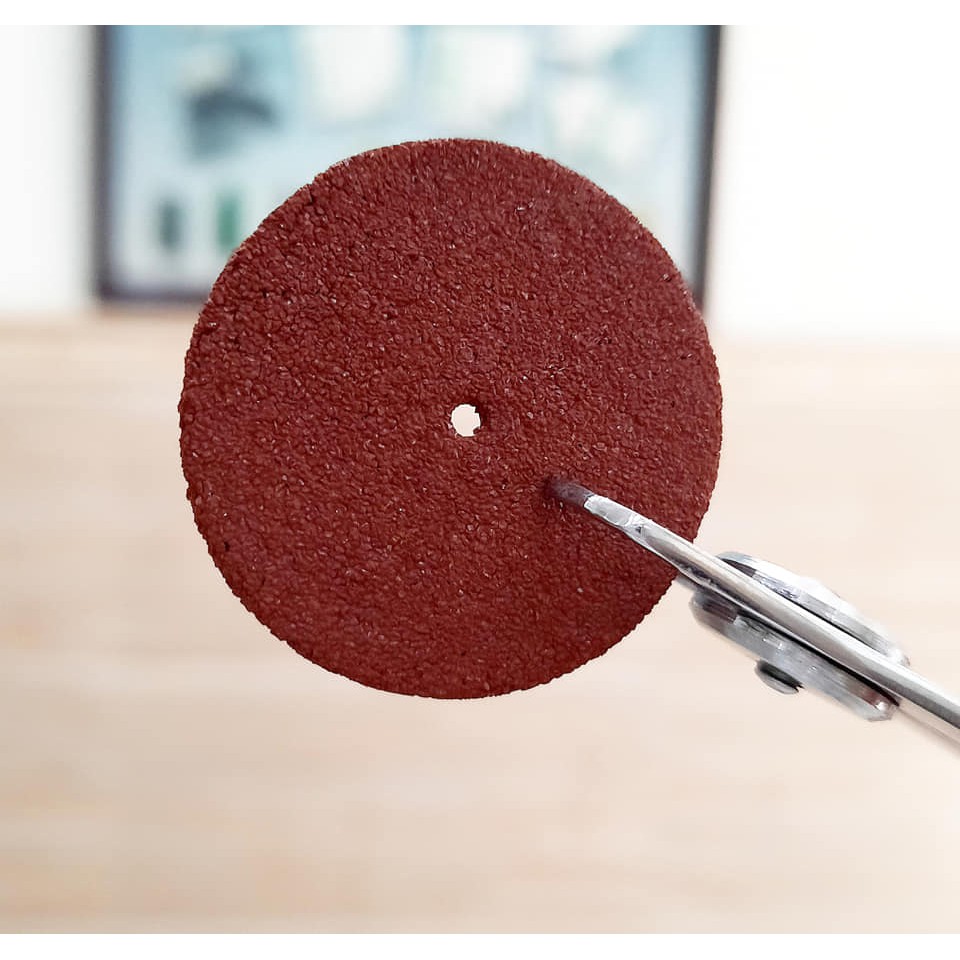 Đá cắt kim loại mỏng hình đĩa tròn