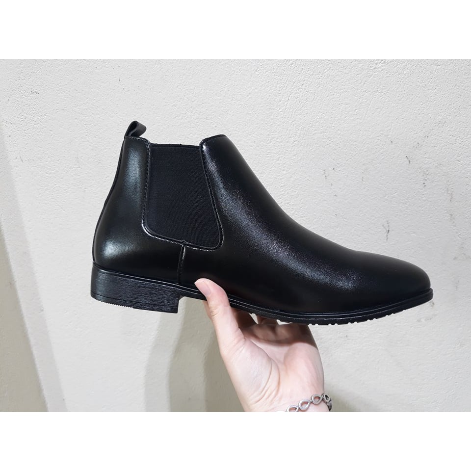 giày chelsea boot cổ thấp mũi tròn cổ thấp mã CBX1