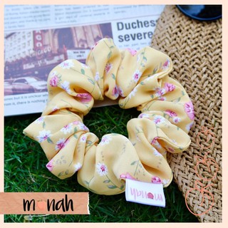 Dây buộc tóc, cột tóc scrunchie lụa vàng họa tiết xinh xắn trẻ trung