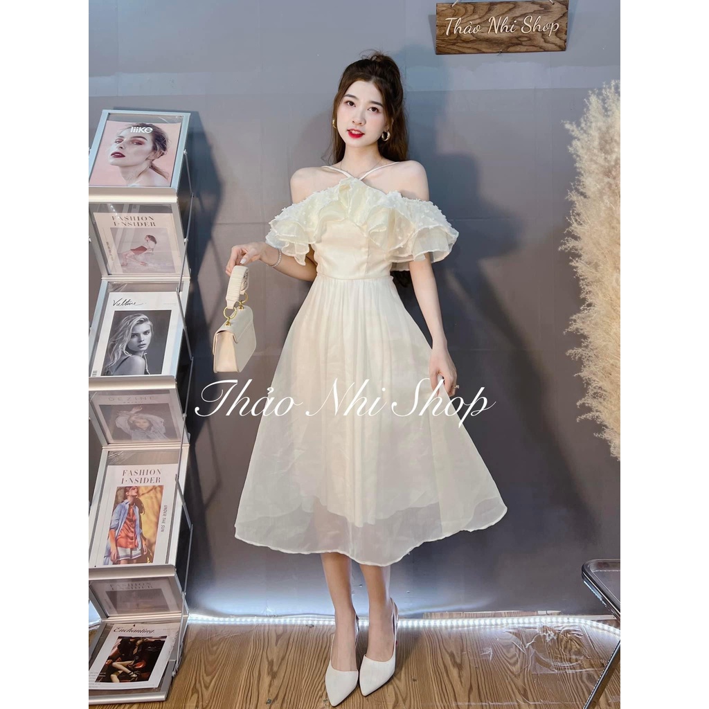 Đầm maxi yếm bánh bèo trễ vai  chất tơ nhũ màu kem dự tiệc sinh nhật cực xinh