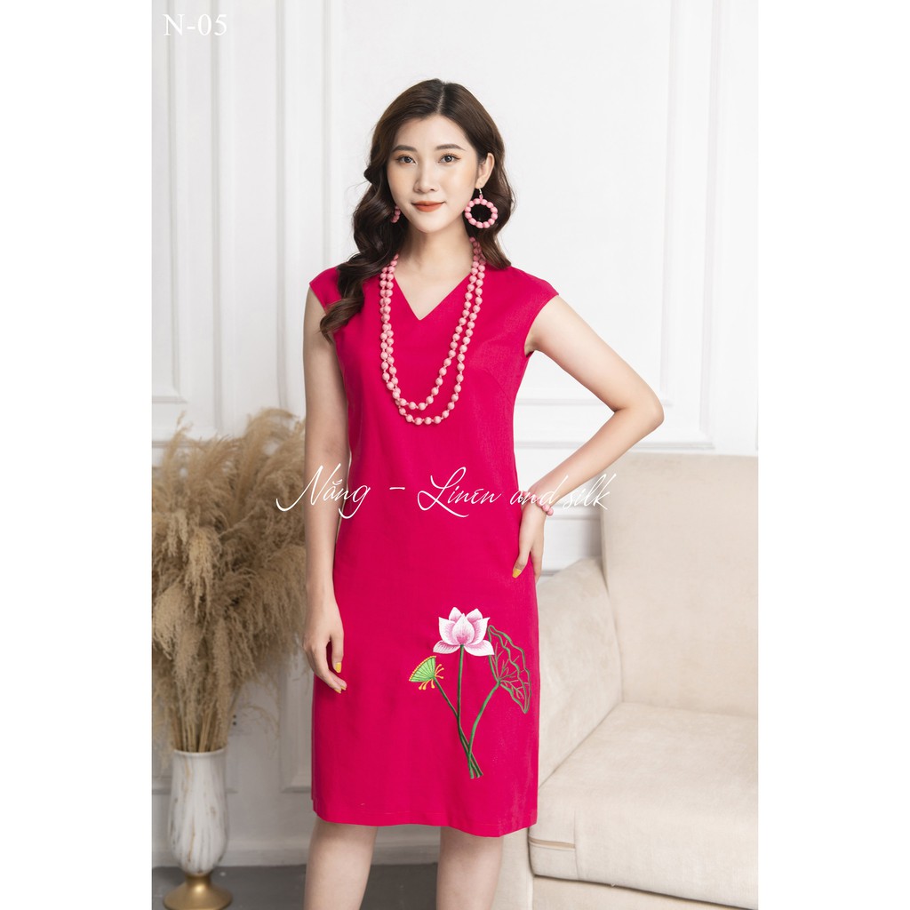 Đầm thiết kế Nắng- Linen and silk, đầm màu đỏ [FREESHIP], đầm thiết kế cao cấp, đầm thiết kế thêu hoa sen