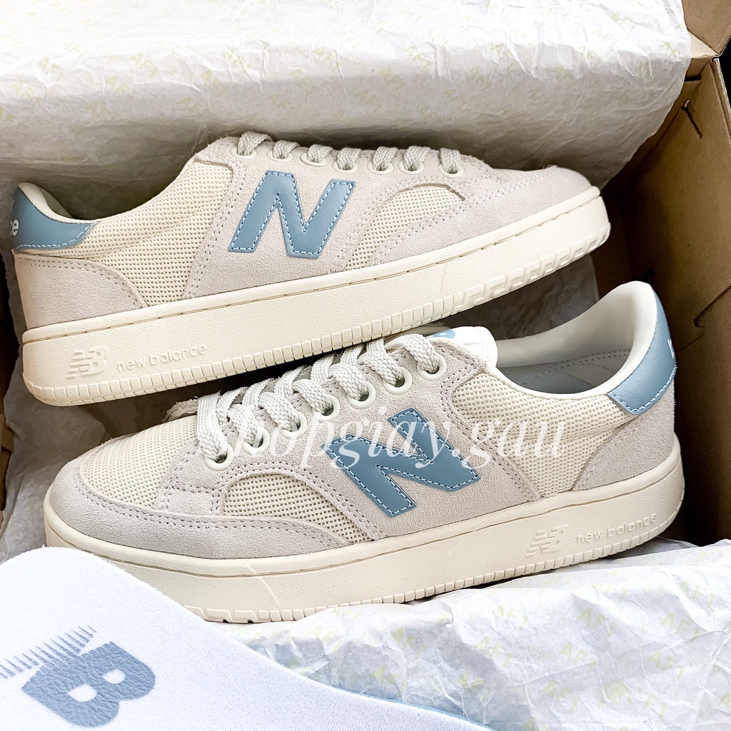 Giày sneaker níu ba lừn 300 pừ rồ