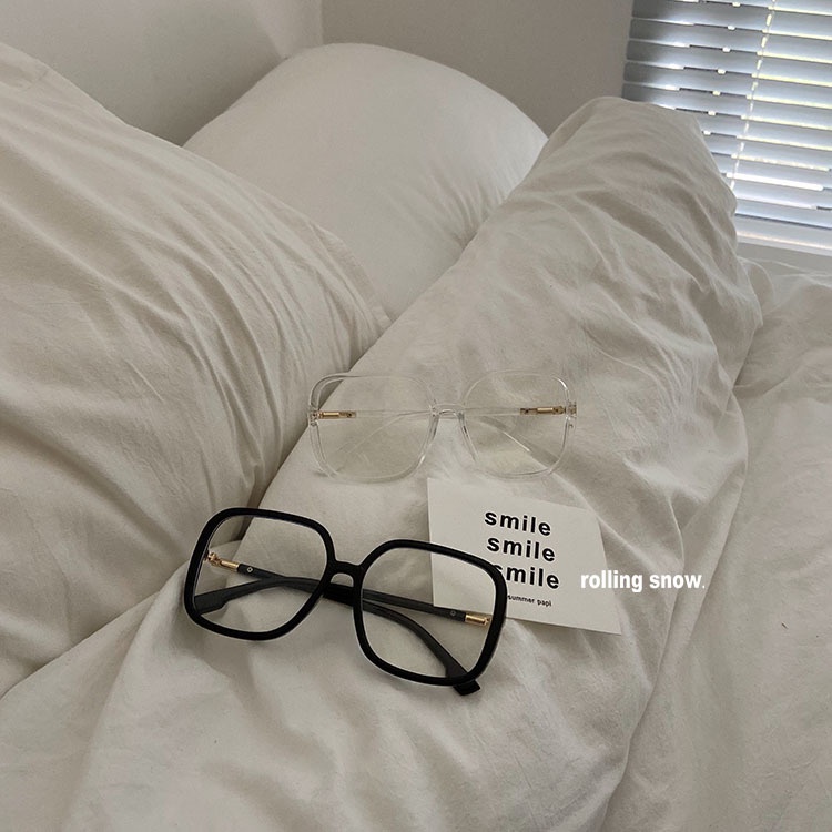 Mắt Kính Gọng Lớn Tròng Phẳng Trong Suốt Phong Cách Cổ Điển Cho Nữ