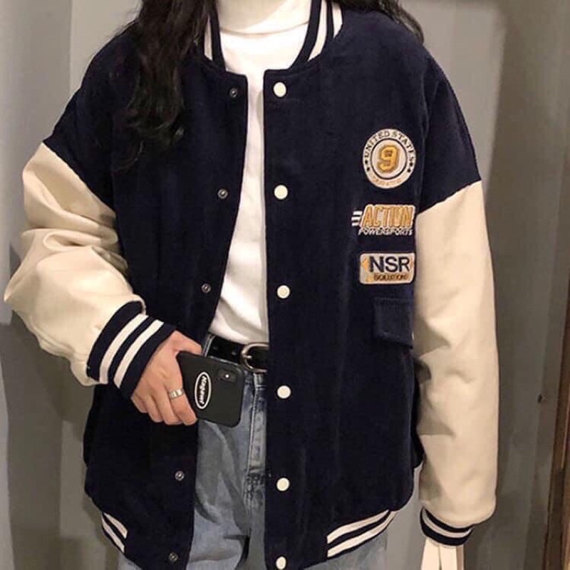 ÁO BOMBER NHUNG PHỐI TAY THÊU LOGO ( tay be thân đen )