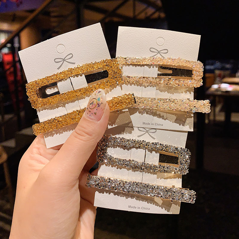 Kẹp tóc đính kim cương giả lấp lánh thanh lịch