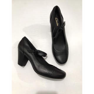 Giày cao gót Clarks