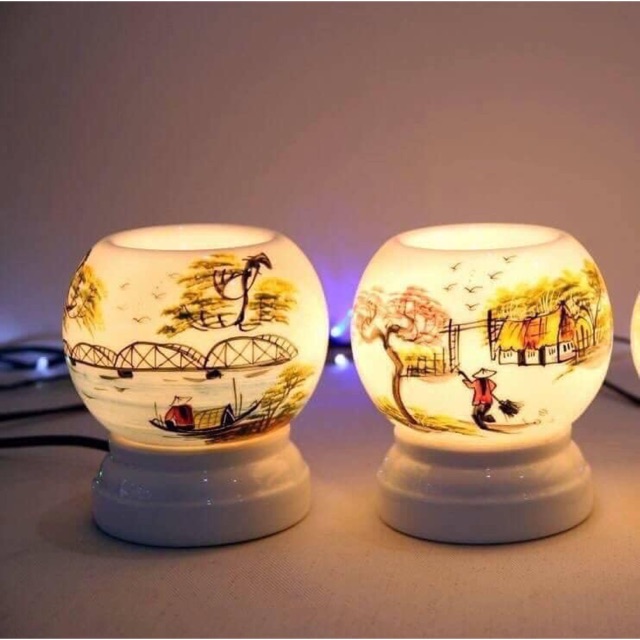 Đèn xông tinh dầu (kèm tinh dầu)