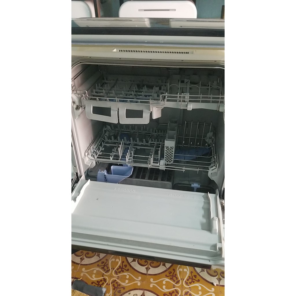 Máy rửa bát panasonic TR3