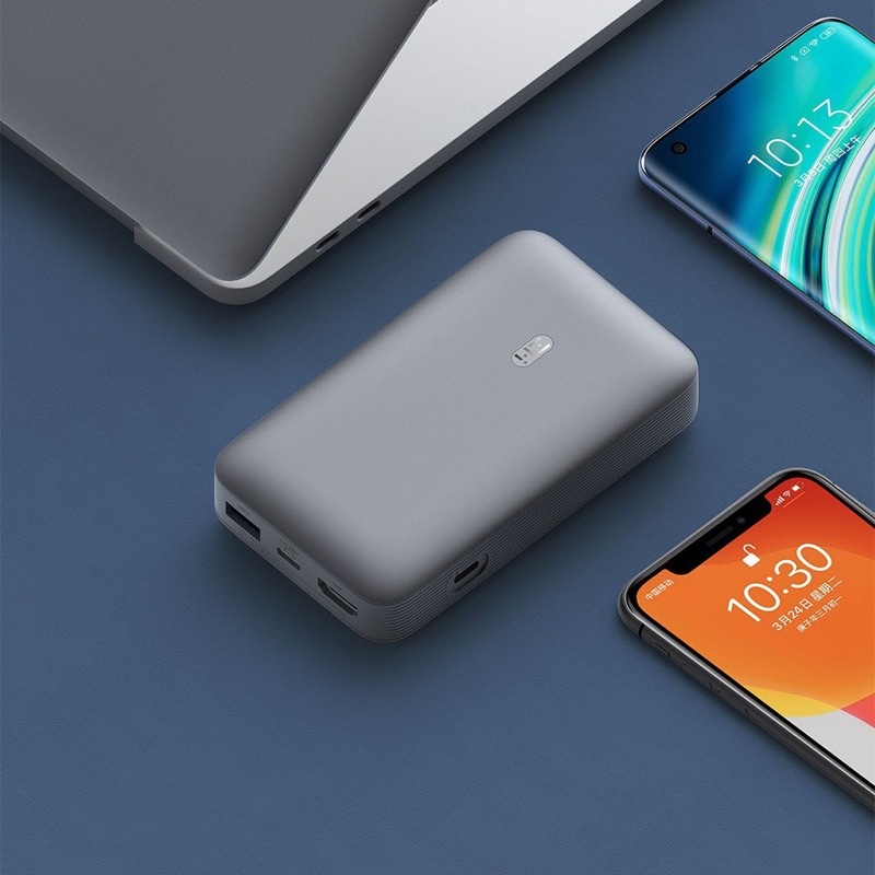 Sạc dự phòng kiêm HUB Xiaomi ZMI QB816 USB-C 1000MAH sạc nhanh 65W