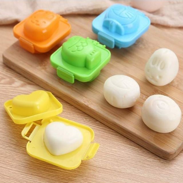 Khuôn ép cơm, trứng, bánh ( giao ngẫu nhiên )