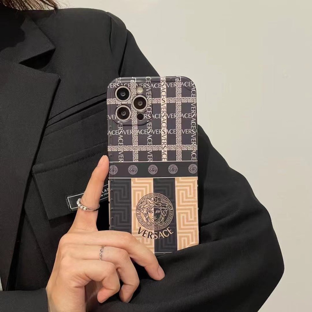 Ốp Điện Thoại In Logo Versace Cho iphone 11 Pro Max i11 7plus 8plus iX XR Xs Max SE 12 12Pro 12 Pro Max