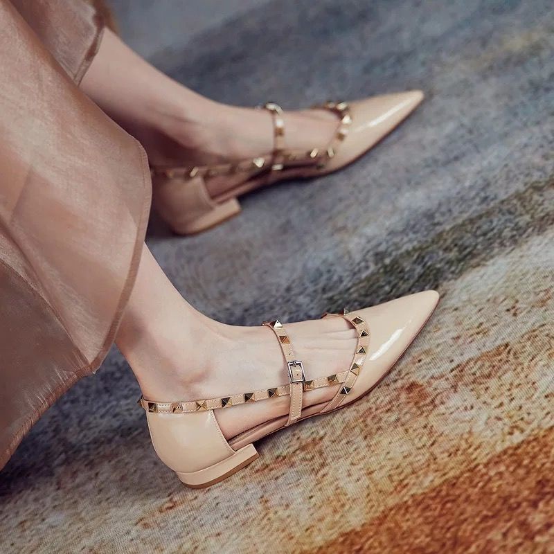 Giày Sandal Mũi Nhọn Bằng Da Đính Đinh Tán Thời Trang Mùa Hè Cho Nữ