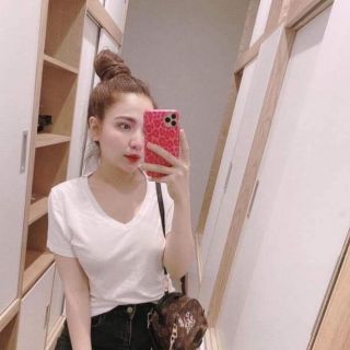 Áo phông nữ cổ tim