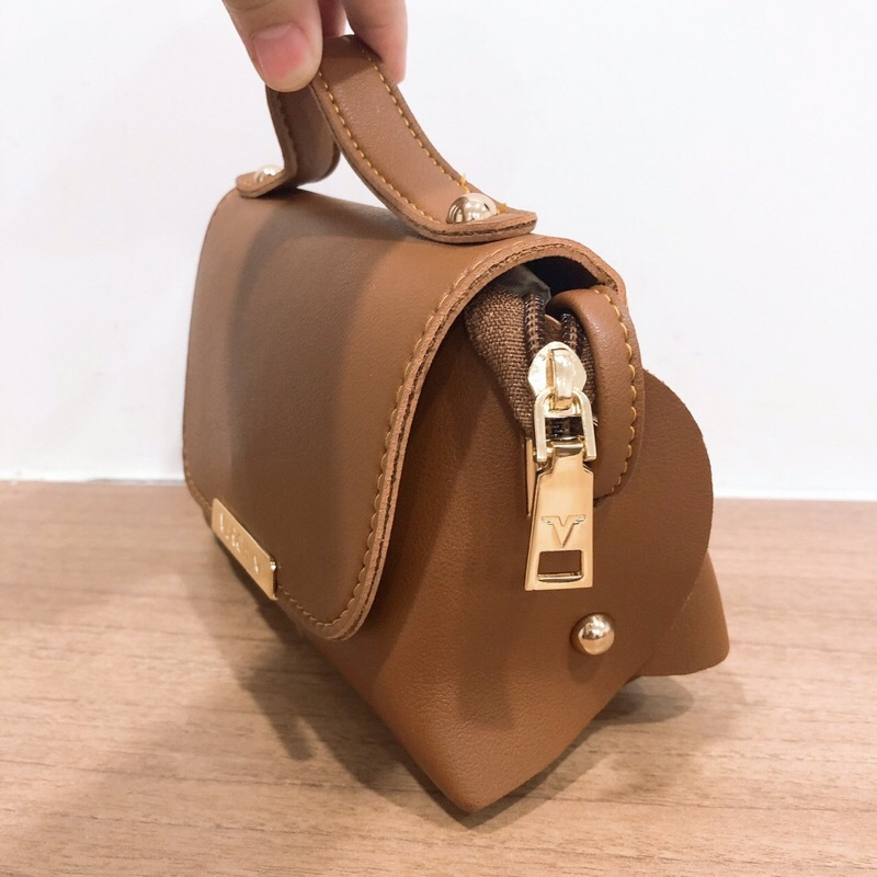 TÚI ĐEO CHÉO NỮ CỦA VERCHINI