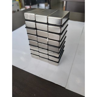 Nam châm 40x20x10mm , Nam châm viên đất hiếm siêu mạnh hình chữ nhật 40x20x10mm