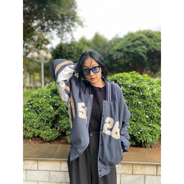 Áo khoác dù nút bấm in chữ cao cấp