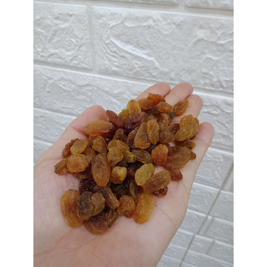 Nho nâu nhập khẩu Ấn độ 500gr vị chua ngọt tự nhiên dùng ăn ngay hay làm bánh, chè, thạch hoặc chế biến tùy thích