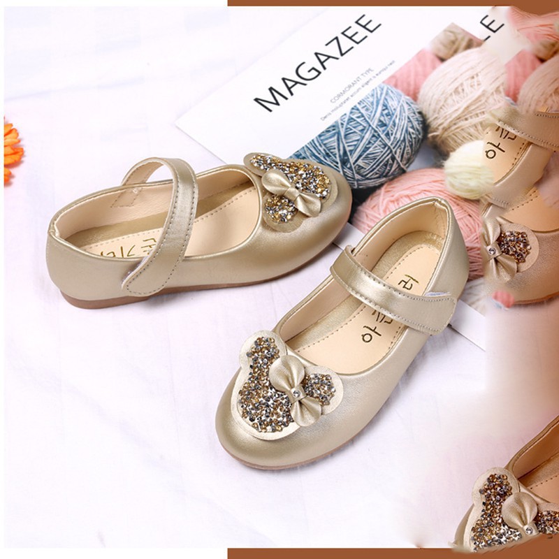 Giày sandal đế mềm chống trượt họa tiết dễ thương dành cho bé gái