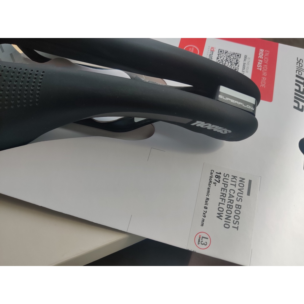 Yên xe đạp carbon Selle Italia Nuvous Boost L3 Italy chính hãng