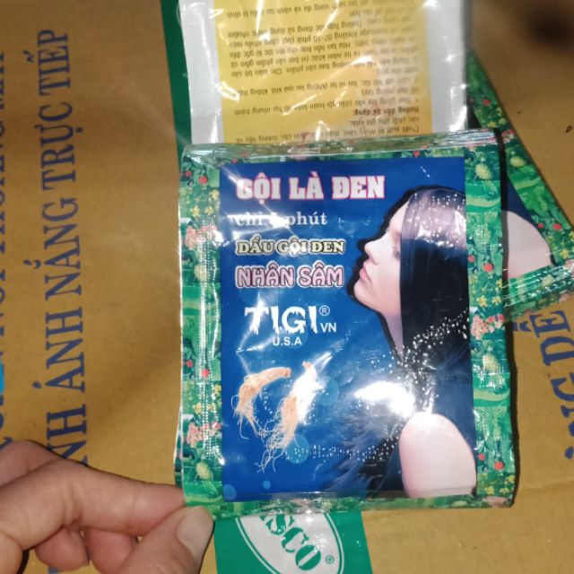 2 gói Dầu gội  đen nhân sâm