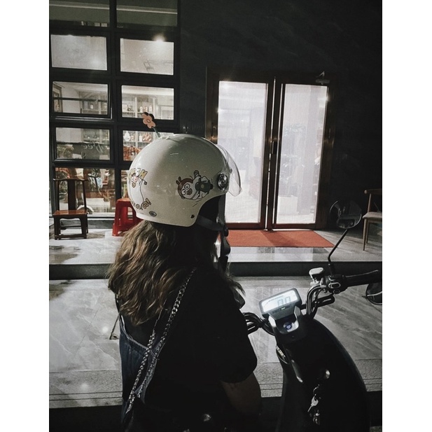 Bông Hoa Gắn Mũ Bảo Hiểm Con Vịt Hot Trend Trung Quốc