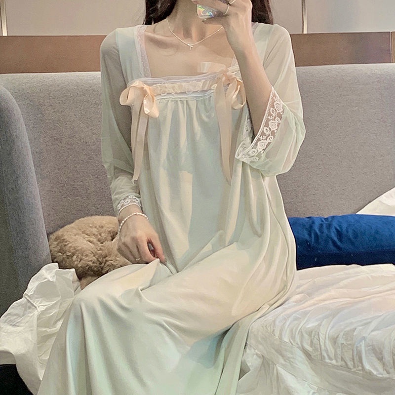 Đầm ngủ công chúa cổ vuông phối ren lưới phong cách mùa thu mới
