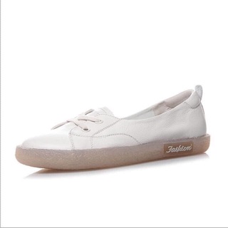 Giày slip on