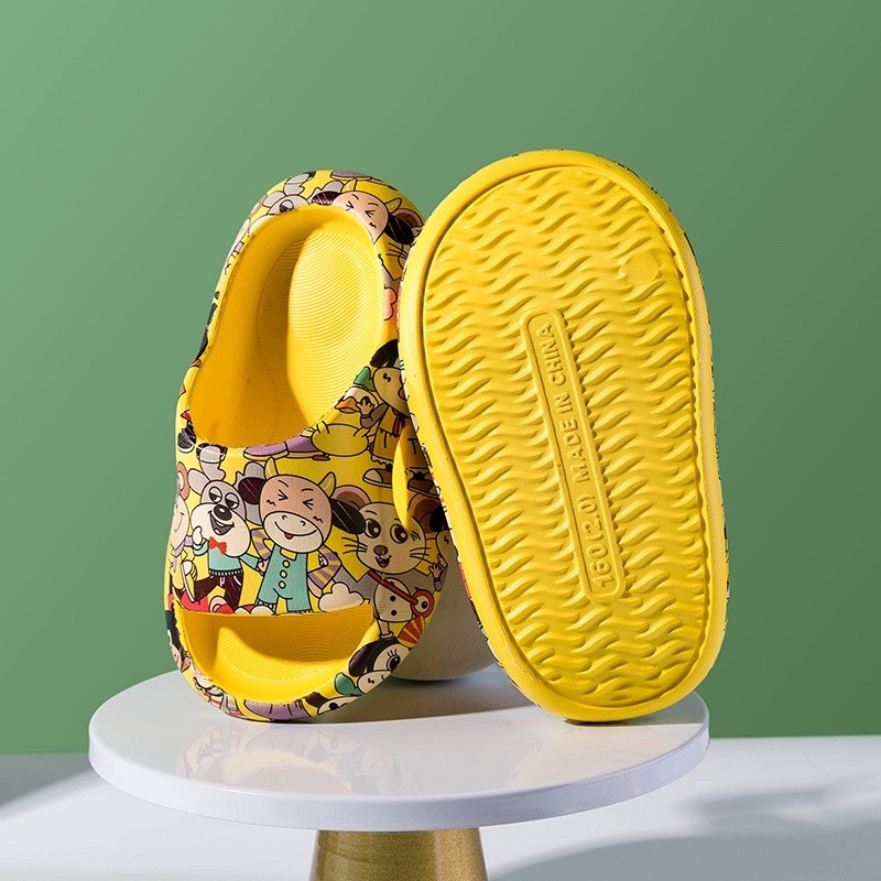 Dép lê dành cho các bé