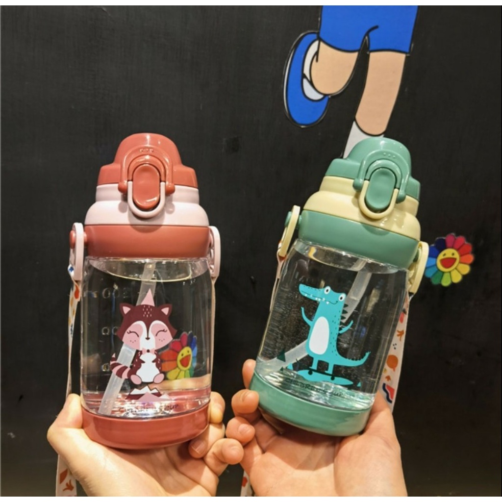 Bình đựng nước có ống hút hình cute nhiều mẫu mã dung tích 520ml - 550ml  nhựa cao cấp mang đi học, đi chơi,...tiện dụng