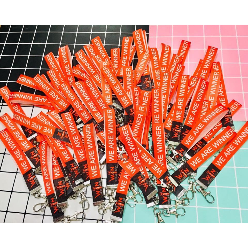 Nametag in theo yêu cầu, móc khoá dây strap Đặt in theo yêu cầu