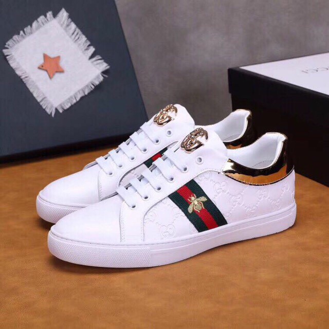 [Mã FAMAYMA2 giảm 10K đơn 50K] Giày thể thao nam thêu ong gót vàng cực kì sang chảnh . | BigBuy360 - bigbuy360.vn