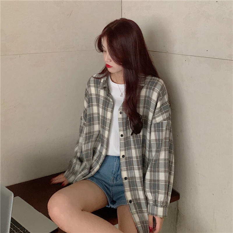 Áo sơ mi IELGY họa tiết kẻ ca rô tay dài dễ phối phong cách retro cho nữ