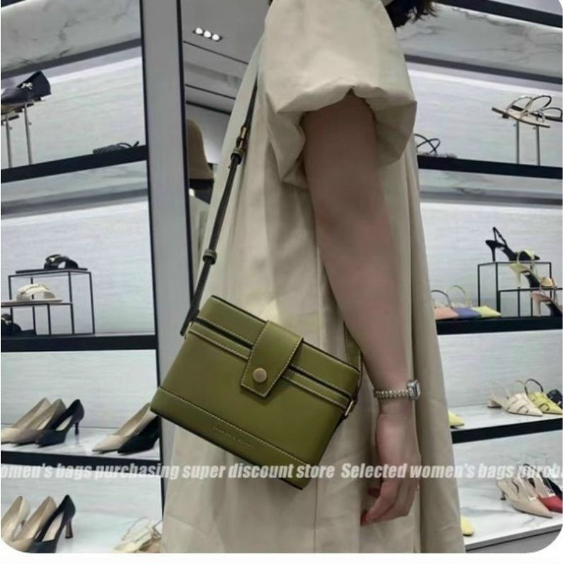 Túi Cốp CNK Boxy Crossbody Bag