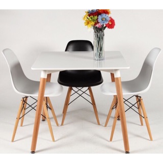 THANH LÝ GHẾ Eames NHƯ HÌNH Quận 9