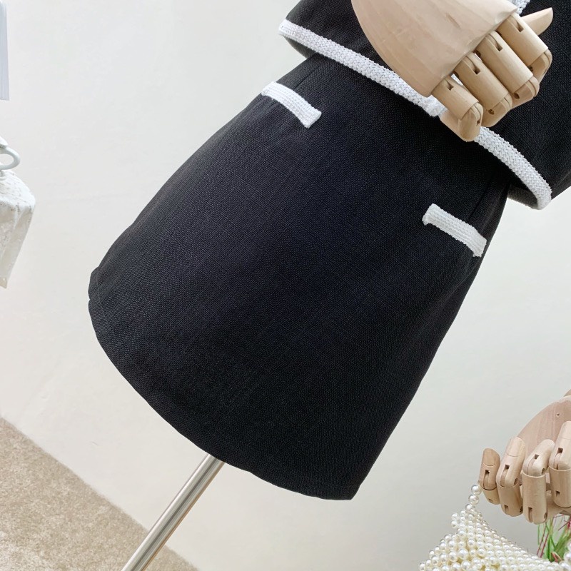 SET ÁO + CHÂN VÁY TÚI VIỀN (B1089)