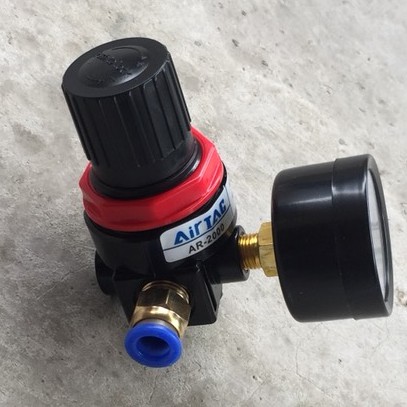 Van điều áp van điều chỉnh áp suất khí nén Airtac AR2000 có 2 đầu cút ra ống 8mm