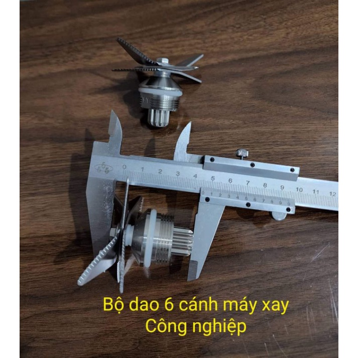 Linh kiện thay thế máy xay sinh tố công nghiệp