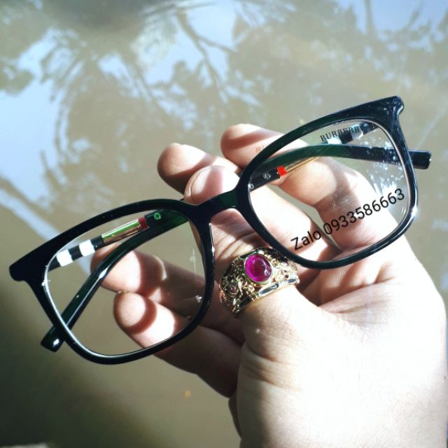 Gọng kính cận Thời trang. Thay tròng cận thoải mái. | BigBuy360 - bigbuy360.vn